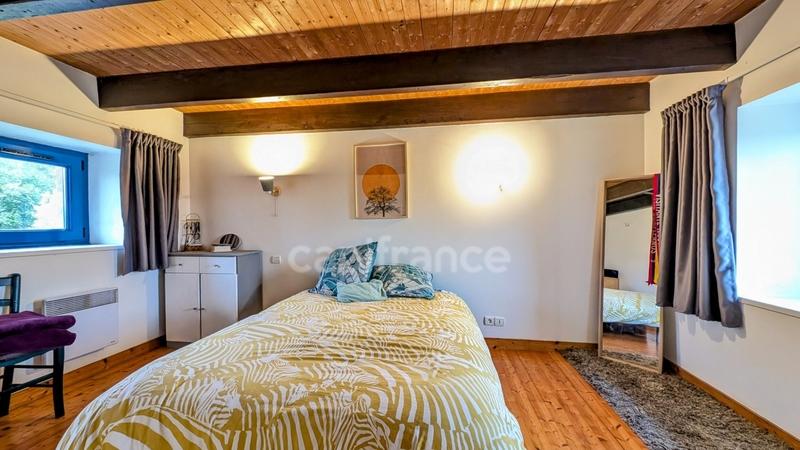 Maison en pierre - 72 m² - 4 pièces