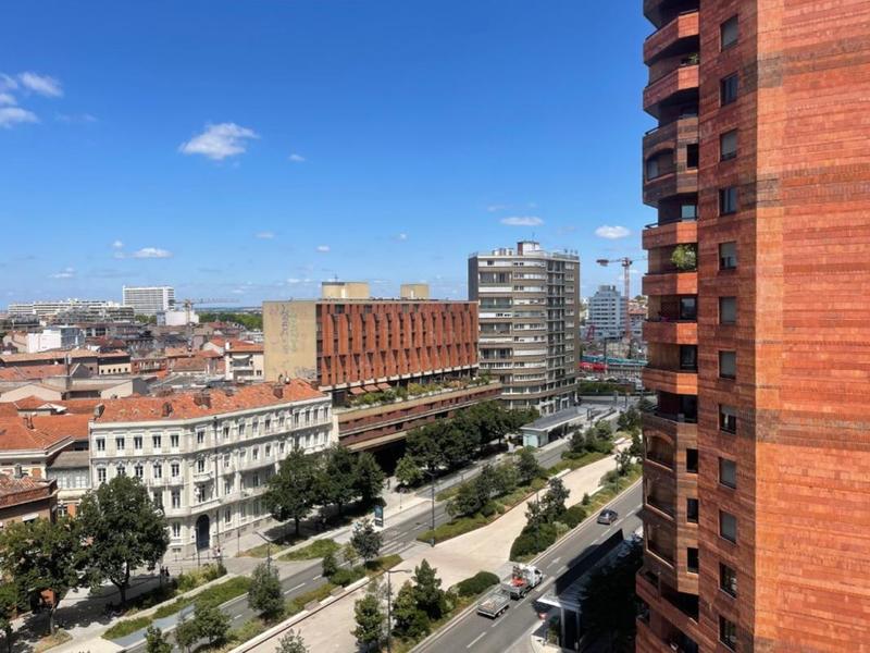 Bureau - 421 m² - 22 pièces