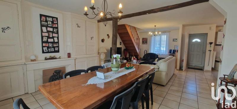 Maison - 366 m² - 7 pièces