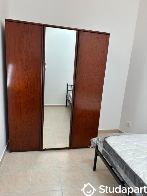 Chambre - 10 m² - 1 pièce