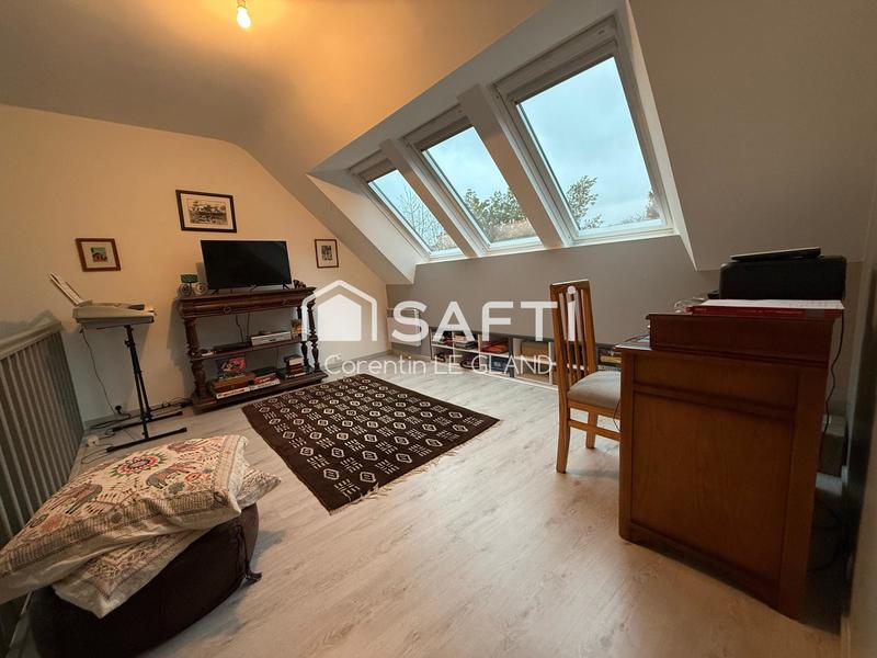 Maison - 230 m² - 8 pièces