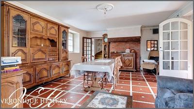 Maison - 150 m² - 8 pièces