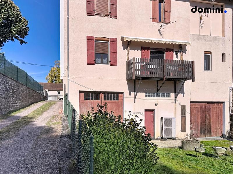 Maison ancienne - 180 m² - 9 pièces