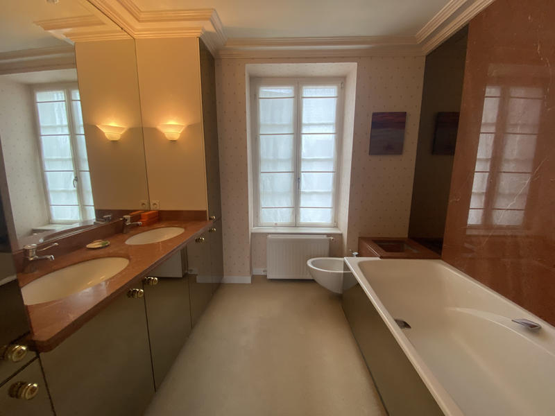 Maison - 171 m² - 5 pièces