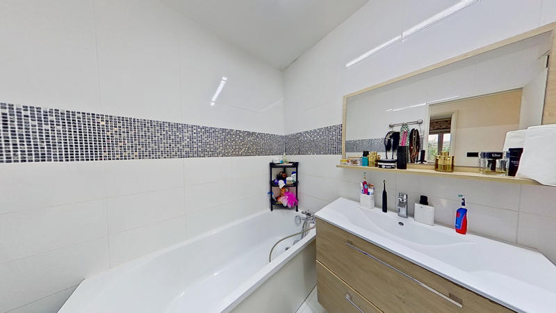 Maison - 112 m² - 5 pièces