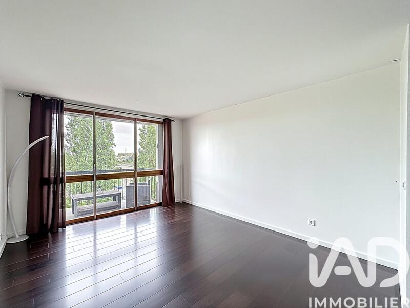 Appartement - 98 m² - 5 pièces