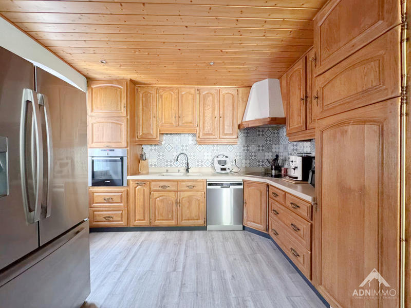 Appartement - 165 m² - 4 pièces