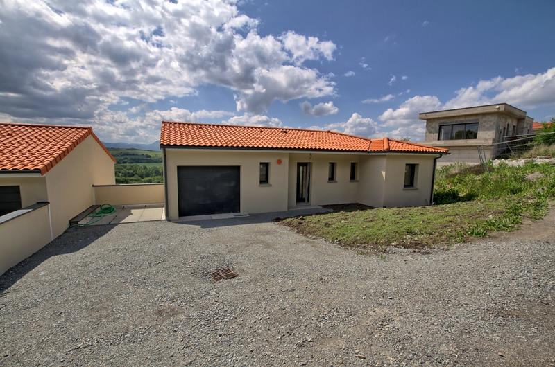 Maison - 143 m² - 6 pièces