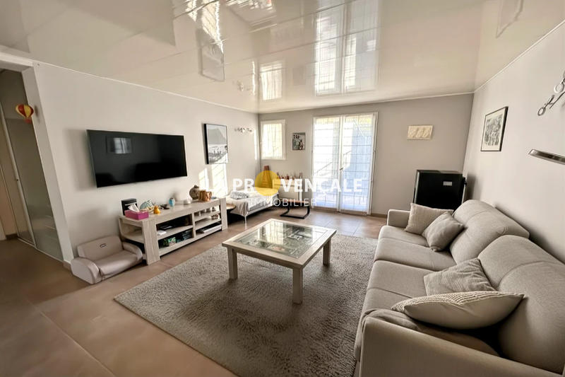 Maison - 137 m² - 6 pièces