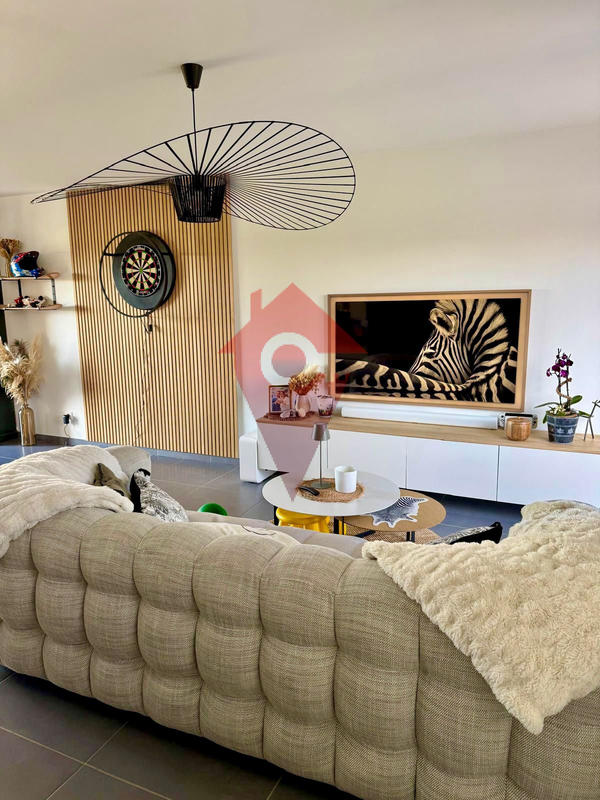 Maison - 119 m² - 6 pièces