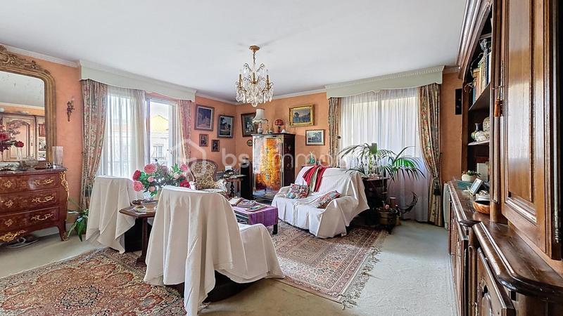 Appartement - 91 m² - 4 pièces