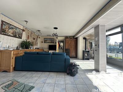 Maison - 182 m² - 3 pièces