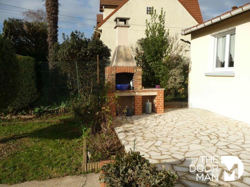 Maison traditionnelle - 87 m² - 3 pièces