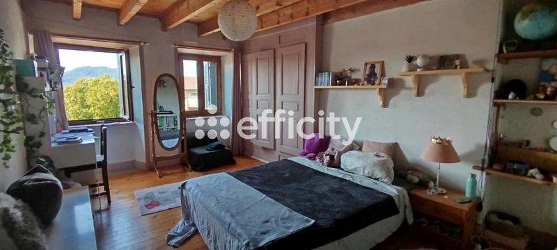 Maison - 110 m² - 6 pièces