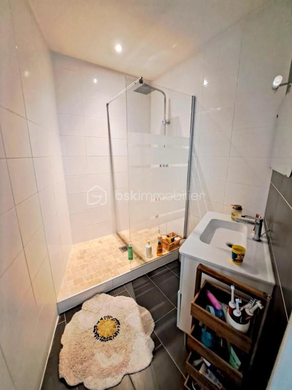 Appartement - 95 m² - 6 pièces