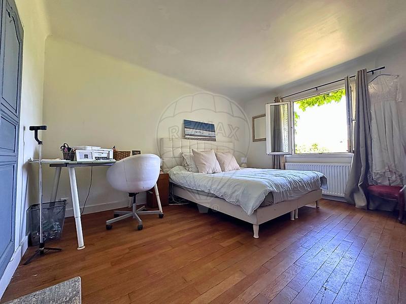 Propriété - 140 m² - 5 pièces