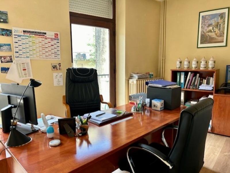 Fonds de commerce - 144 m²