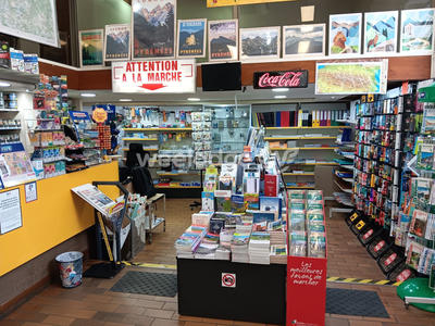 Fonds de commerce - 180 m²