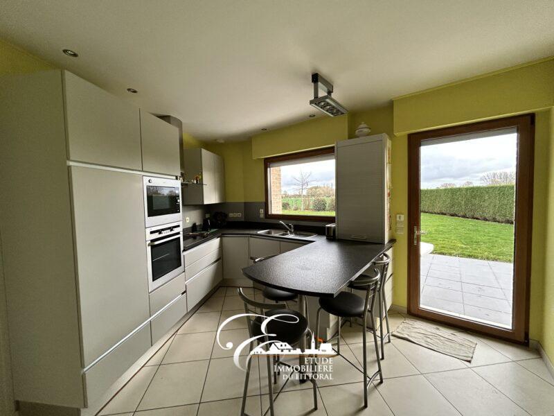 Maison - 169 m² - 6 pièces