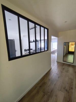 Pavillon - 90 m² - 4 pièces