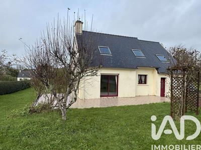 Maison - 96 m² - 6 pièces