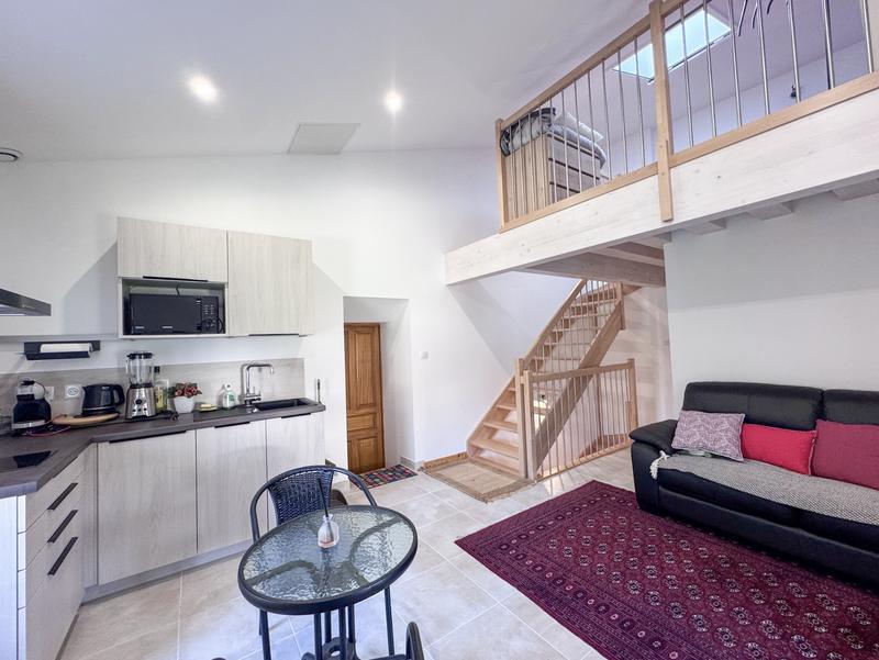 Maison - 223 m² - 8 pièces