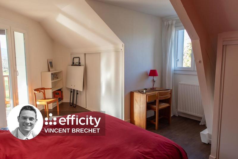 Maison - 233 m² - 7 pièces