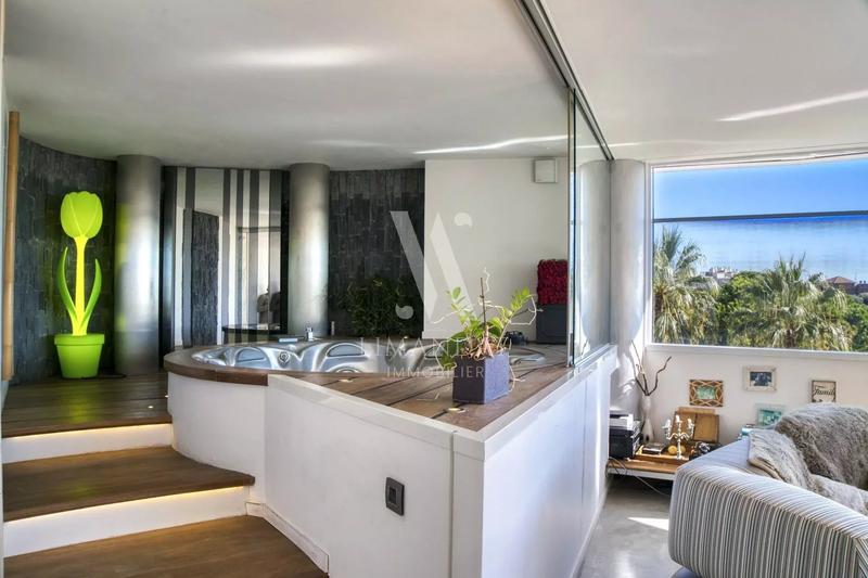 Appartement - 330 m² - 6 pièces