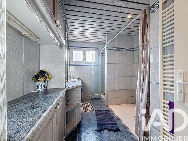 Maison - 140 m² - 8 pièces