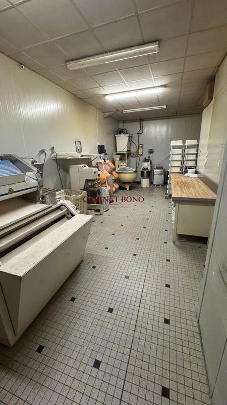 Fonds de commerce - 250 m²