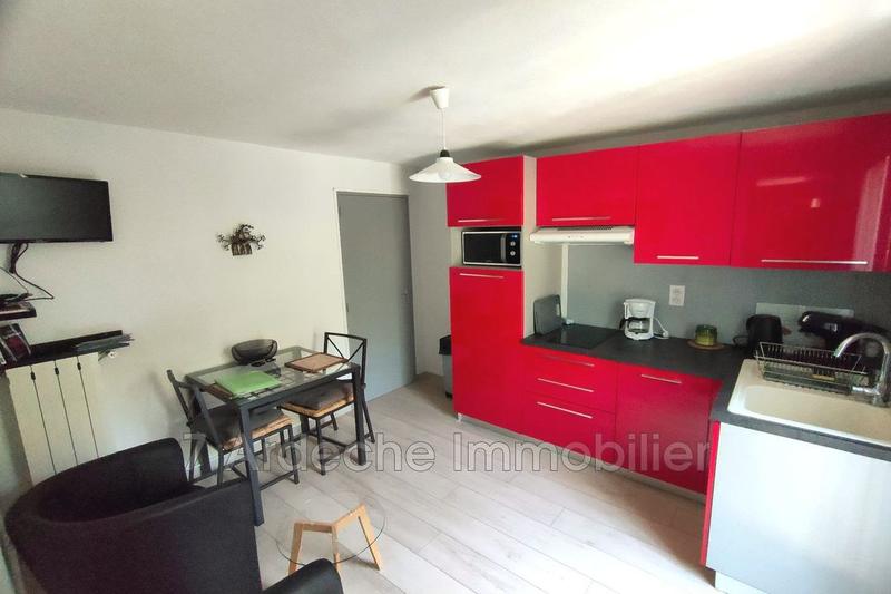 Maison - 195 m² - 8 pièces