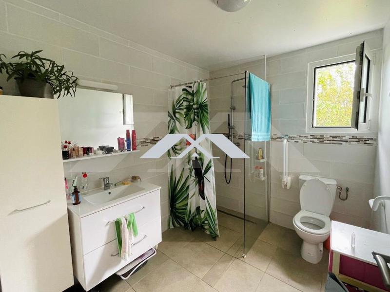 Maison - 334 m² - 7 pièces