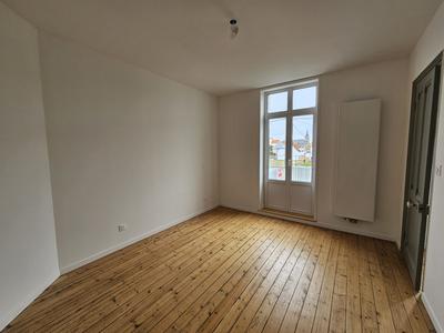 Maison ancienne - 93 m² - 5 pièces