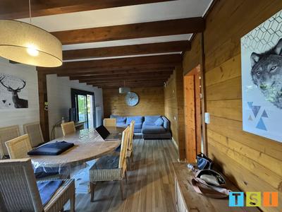 Maison - 187 m² - 11 pièces