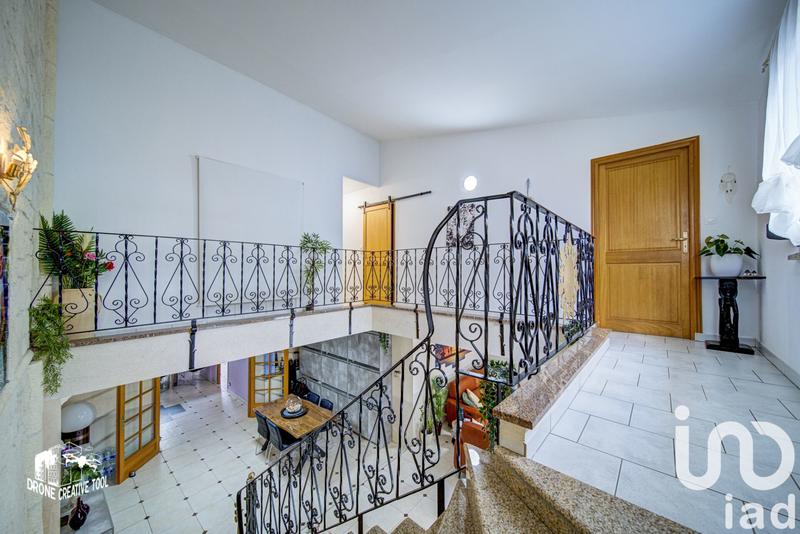 Maison - 156 m² - 8 pièces