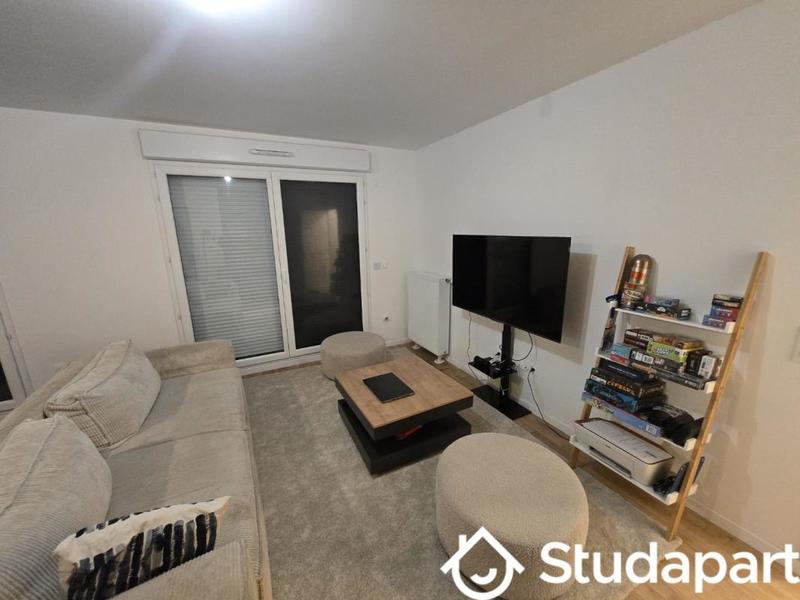 Chambre - 10 m² - 1 pièce