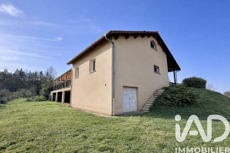 Maison - 180 m² - 8 pièces