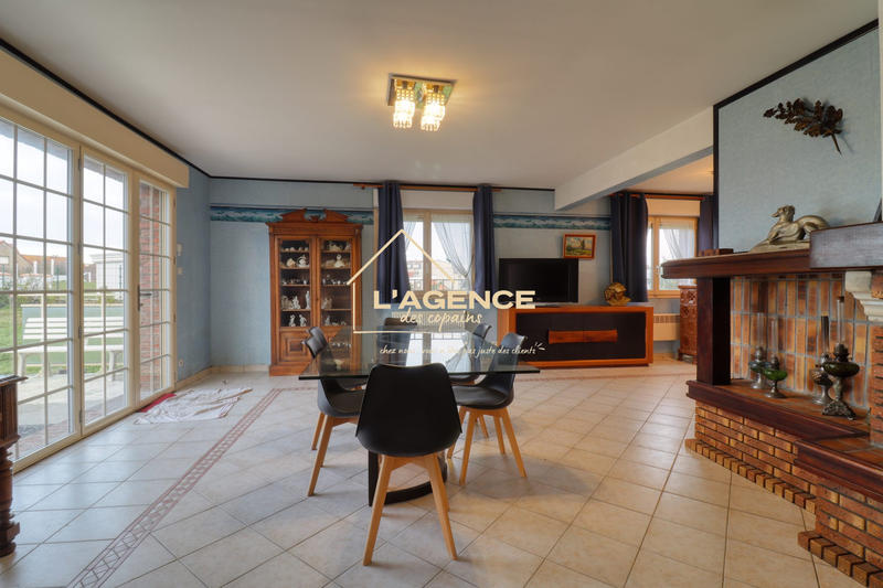 Maison - 186 m² - 6 pièces