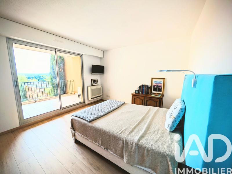 Appartement - 95 m² - 4 pièces