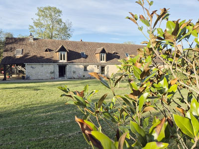 Maison - 226 m² - 6 pièces