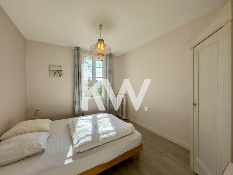 Mas - 222 m² - 11 pièces