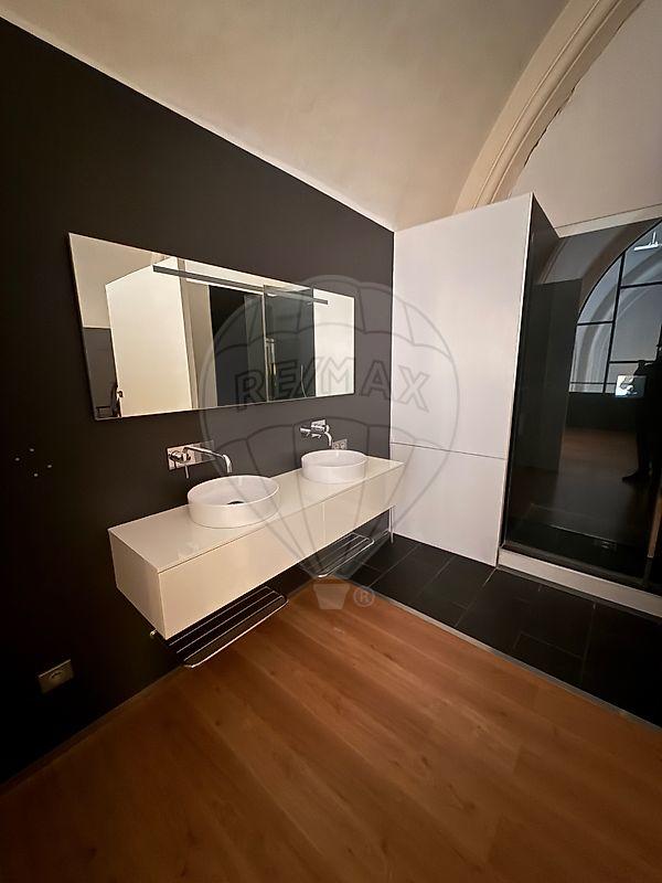 Appartement - 280 m² - 6 pièces