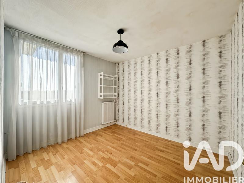 Appartement - 90 m² - 5 pièces