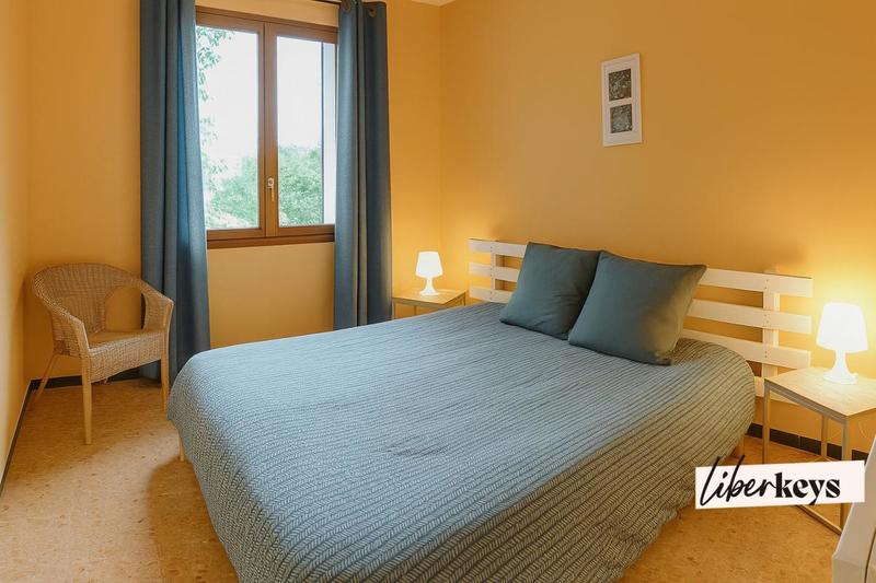 Maison - 256 m² - 6 pièces