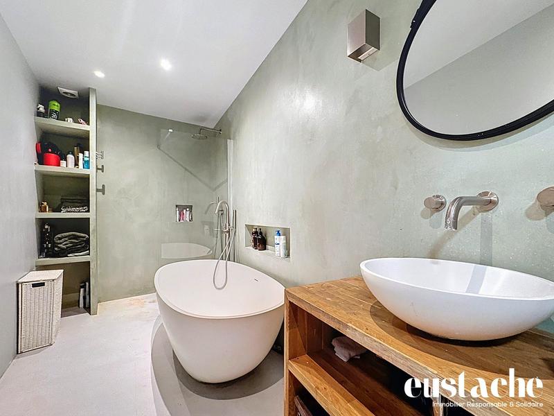 Appartement - 118 m² - 5 pièces