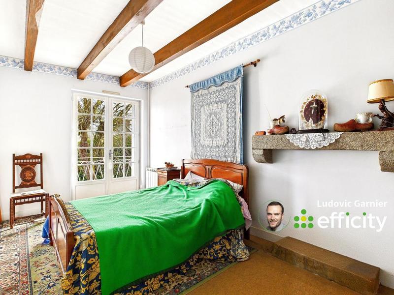 Maison - 290 m² - 10 pièces