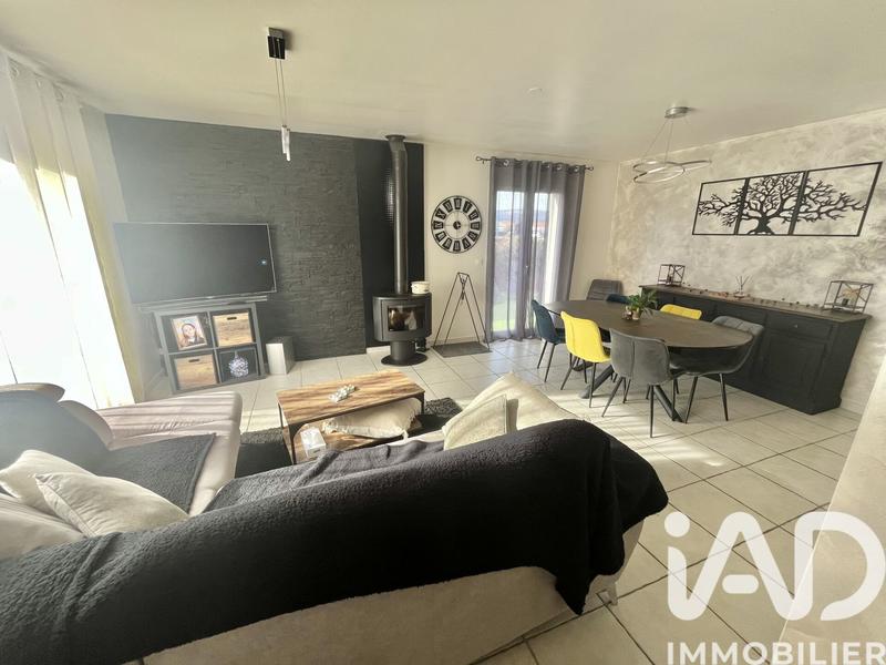 Maison - 80 m² - 4 pièces