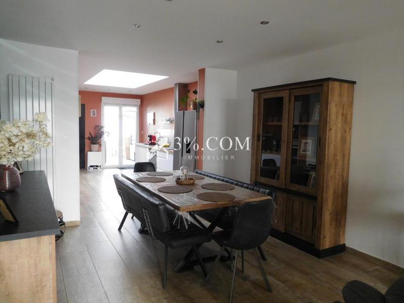 Maison - 80 m² - 6 pièces