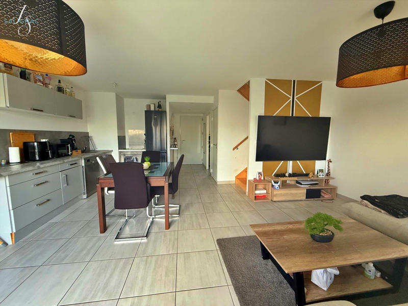 Maison - 85 m² - 4 pièces