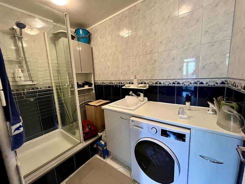 Appartement - 92 m² - 5 pièces